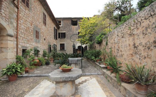 Casa historica en Fornalutx